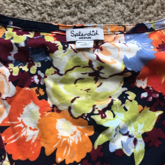 COPY - Splendid top - size M - Picture 2 of 4